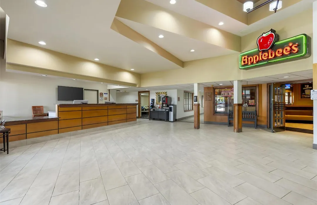 Best Western Plus York Hotel And Conference Center-1