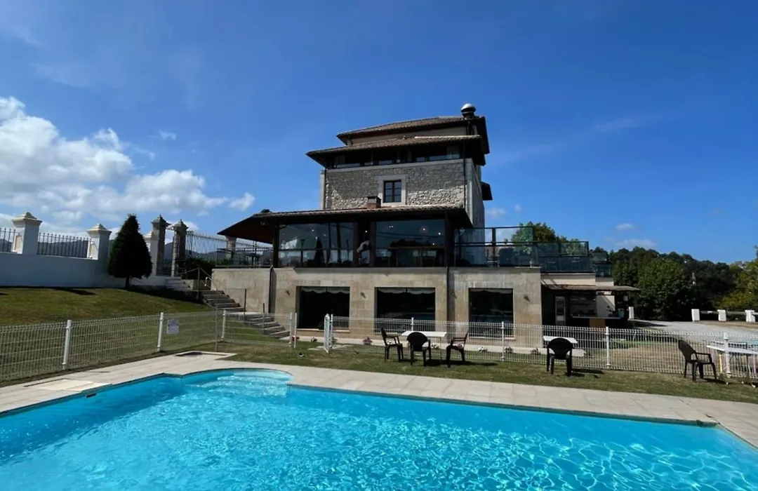Hotel Villadesella-1