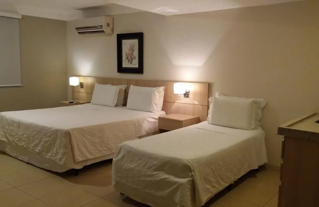 Gales Park Hotel-1