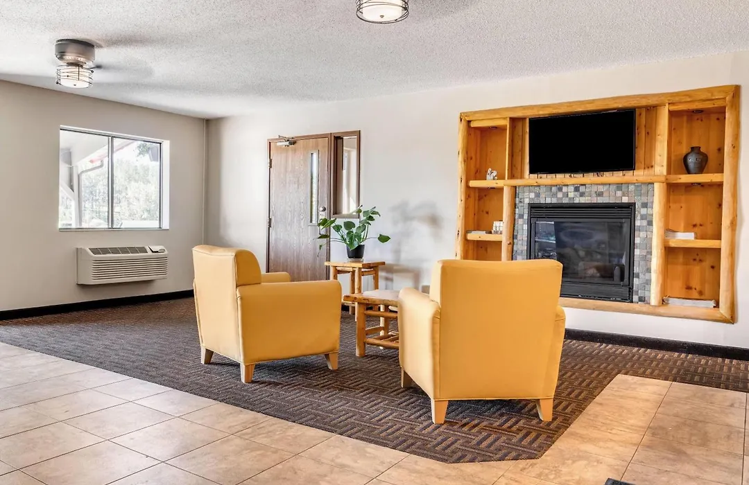 Super 8 By Wyndham Custer/Crazy Horse Area-1