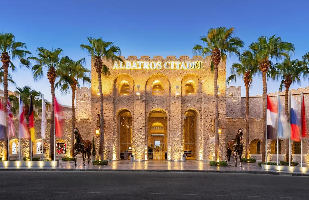 Pickalbatros Citadel Resort Sahl Hasheesh (Adults Only)-1