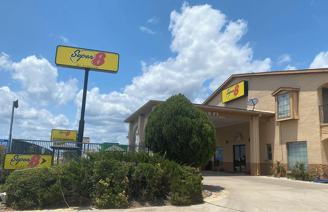 Super 8 By Wyndham Decatur Texas-1