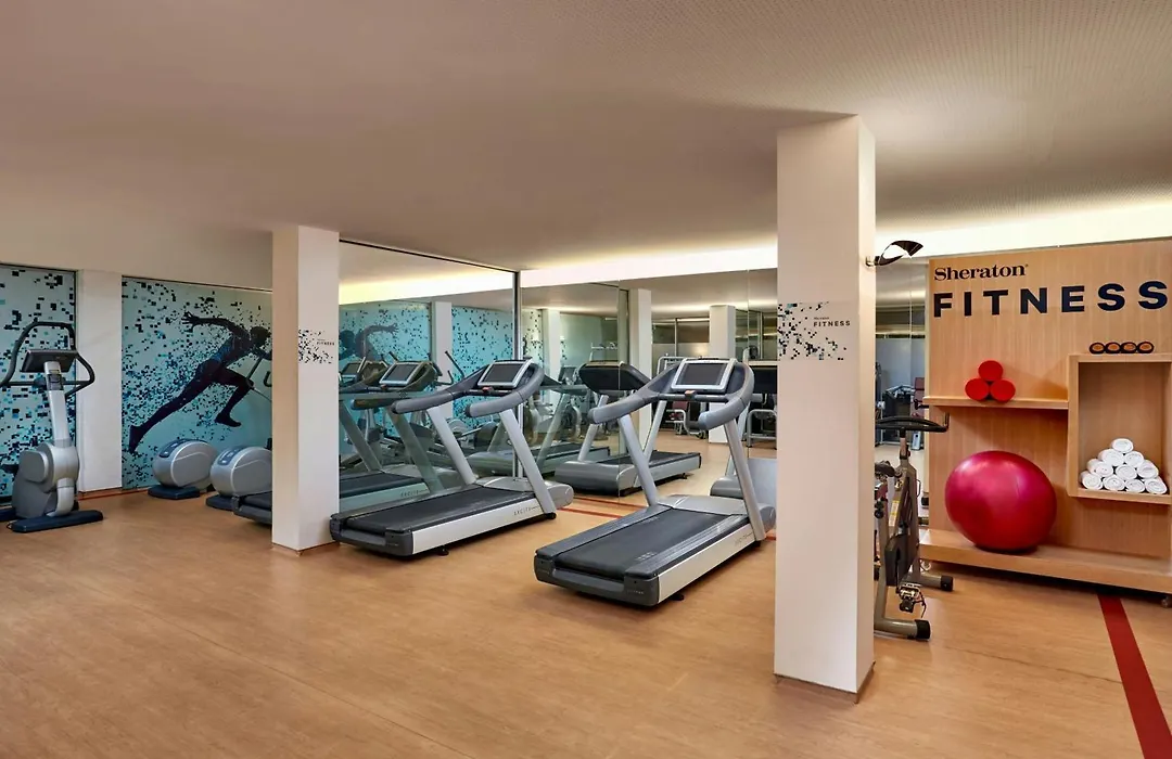 Sheraton Lisboa Hotel & Spa-1