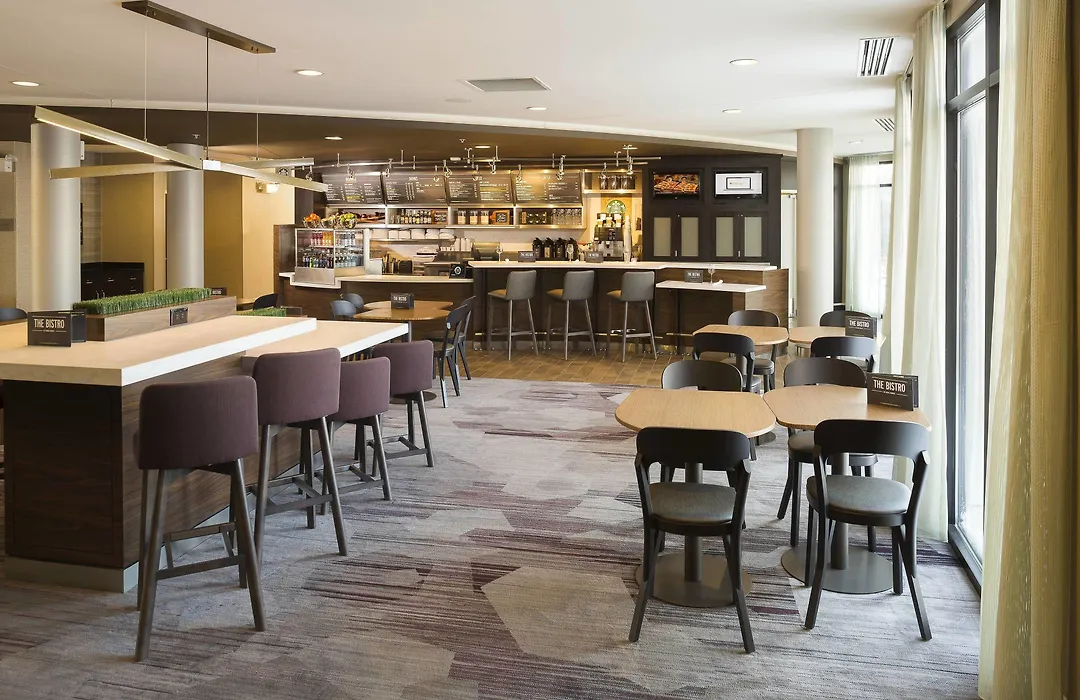 Courtyard By Marriott Sioux Falls-1
