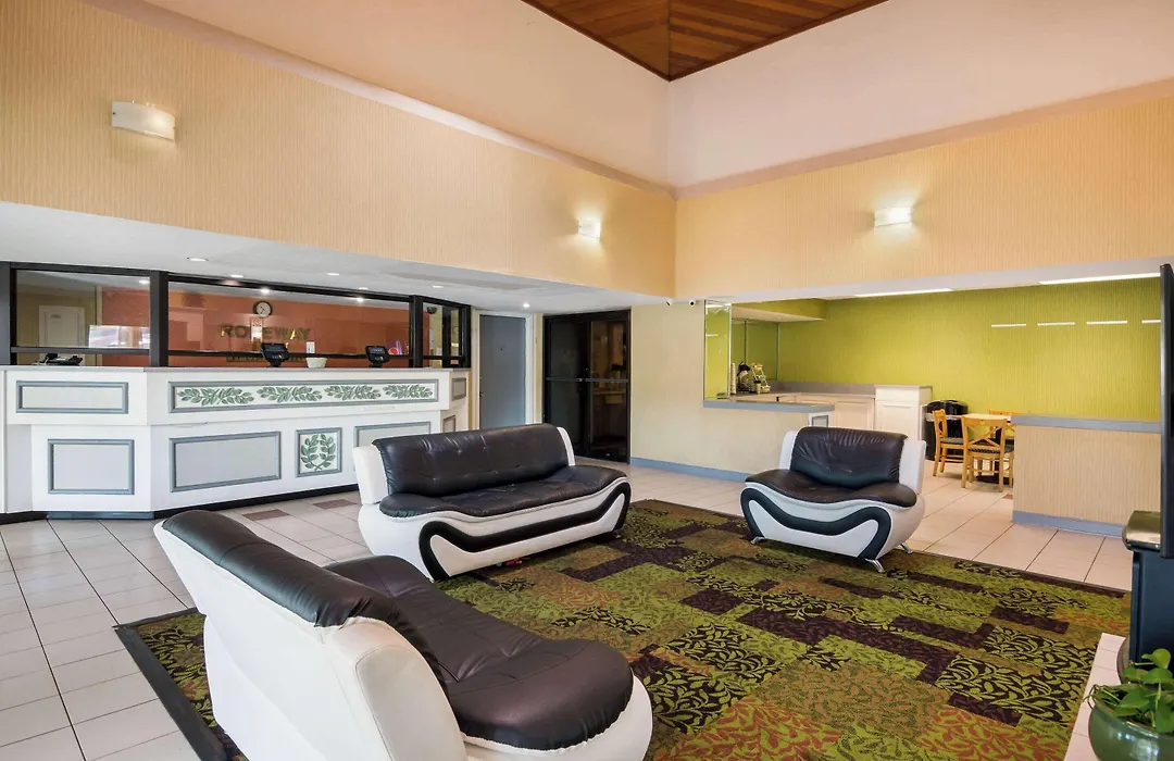 Rodeway Inn At Fort Lee-1