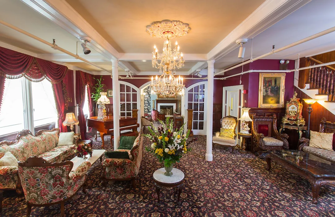 Queen Anne-1