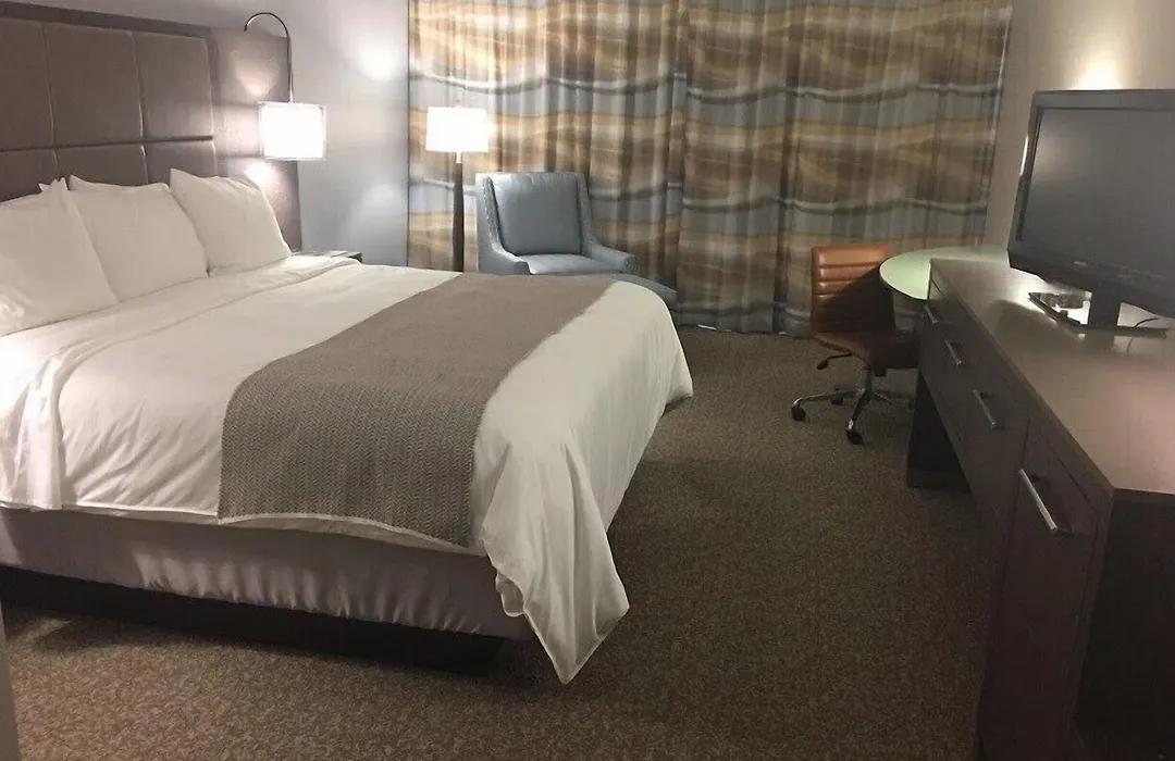 Radisson Hotel Hauppauge-Long Island-1