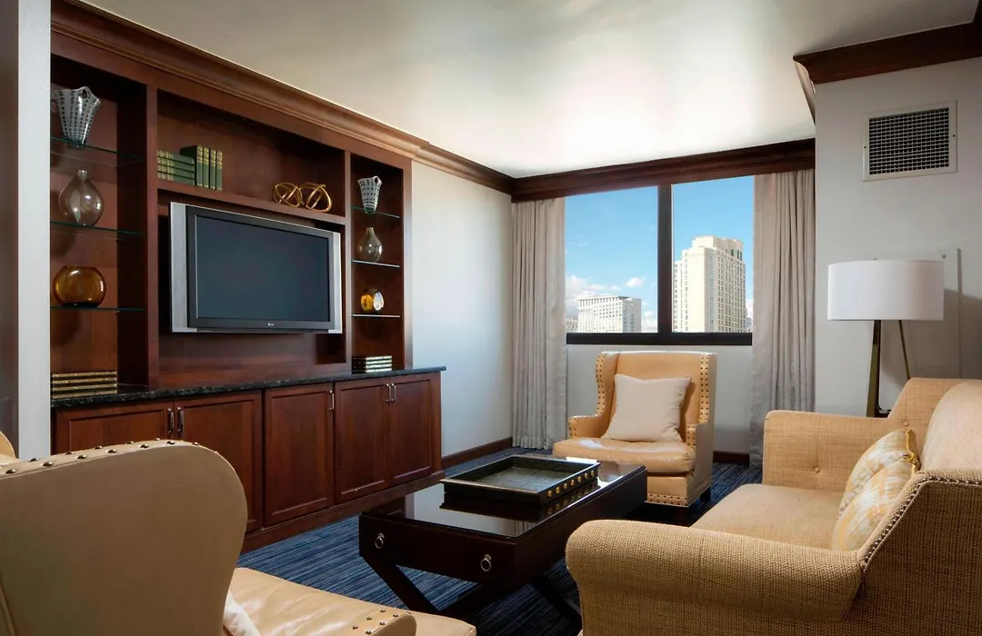 Sheraton Norfolk Waterside Hotel-1