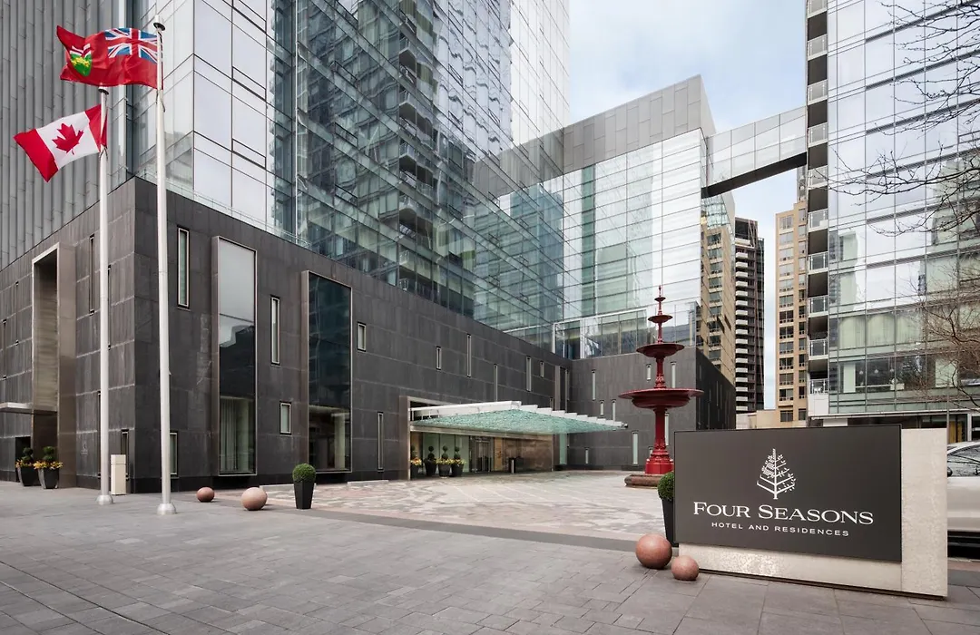 Four Seasons Hotel Toronto-1