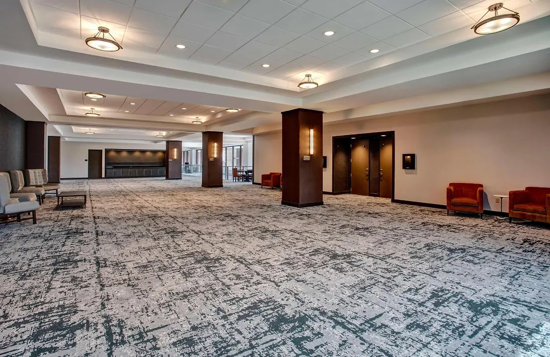 Doubletree By Hilton Lansing-1