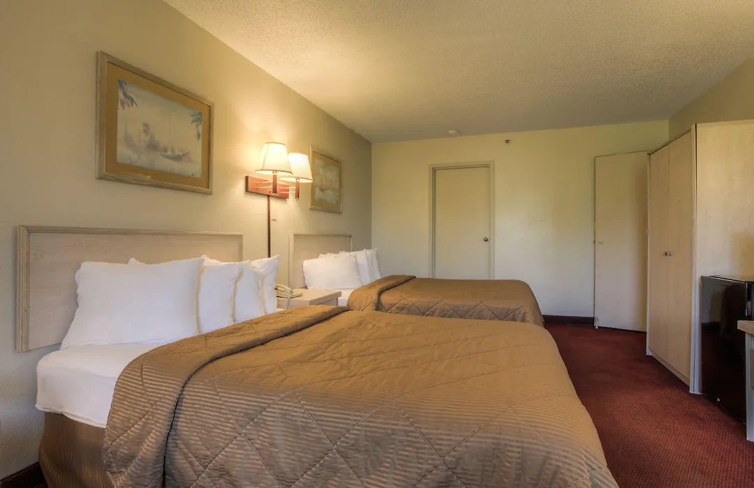 Quality Inn & Suites St Augustine Beach Area-1