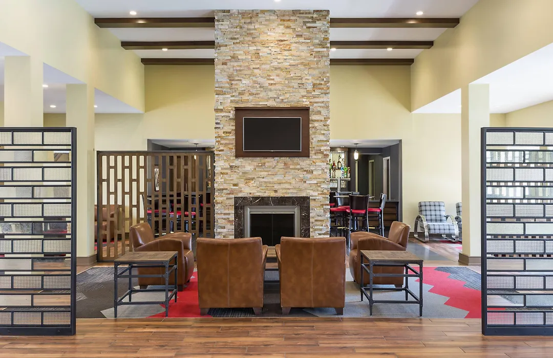 Four Points By Sheraton Buffalo Grove-1