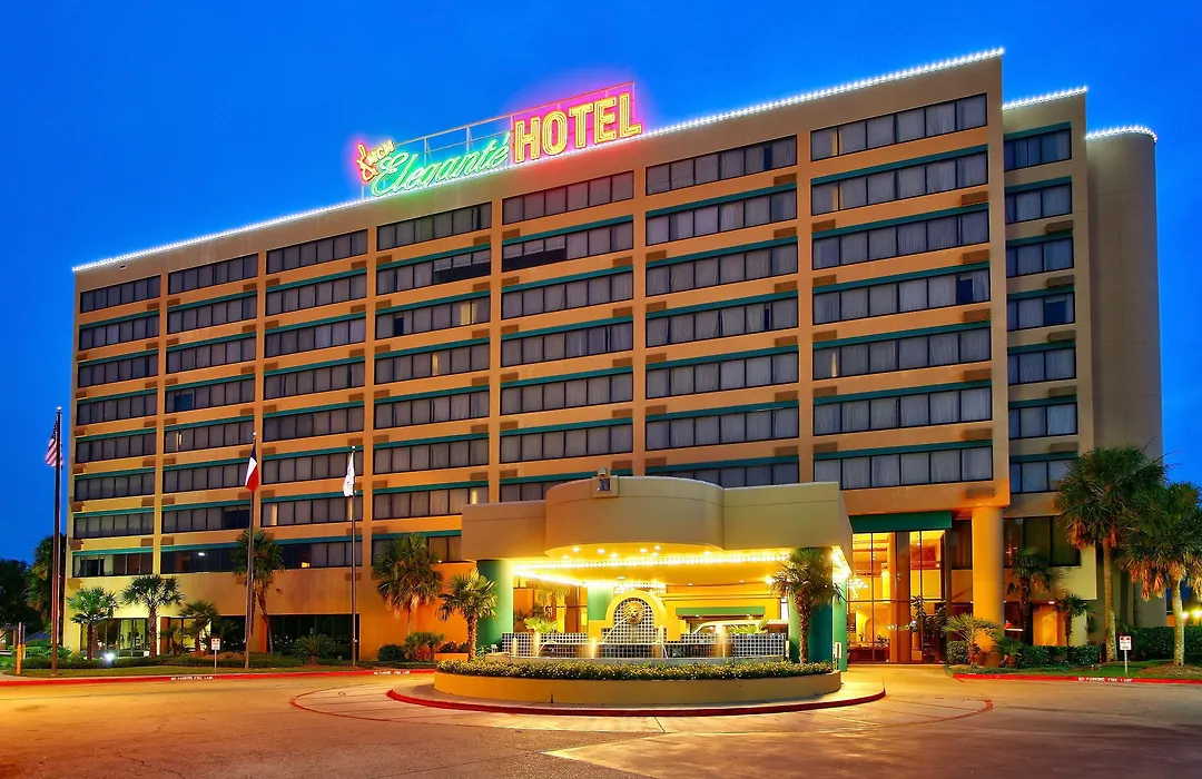 Mcm Elegante Hotel & Conference Center-1