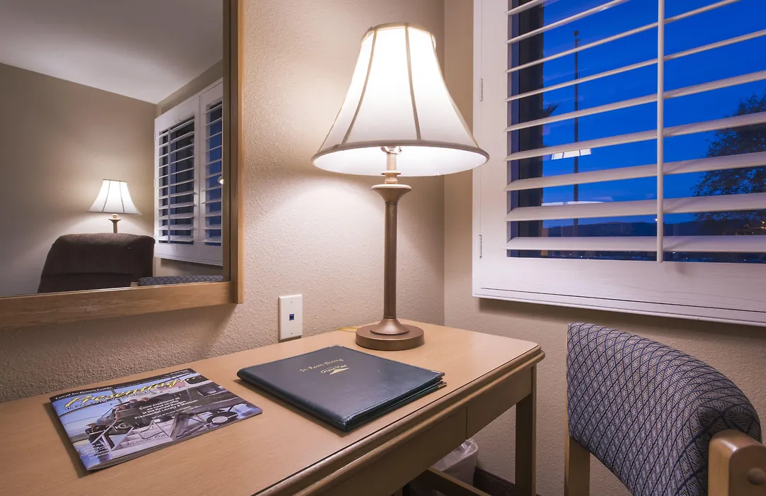 Grand Vista Hotel-1