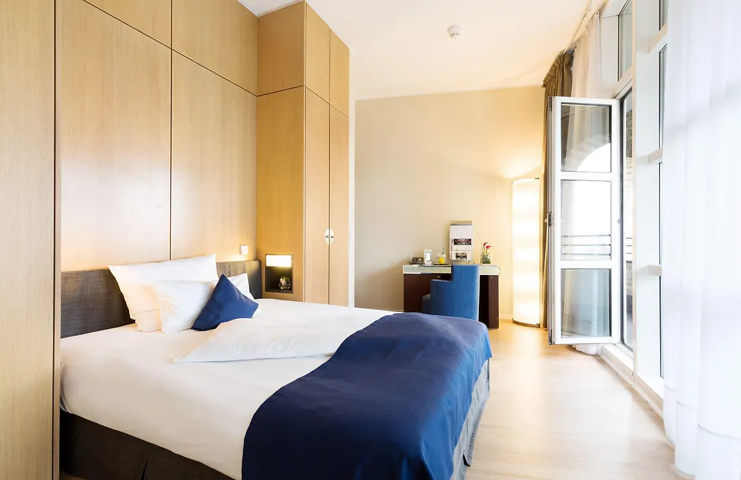 Wasserturm Hotel Cologne, Curio Collection By Hilton-1