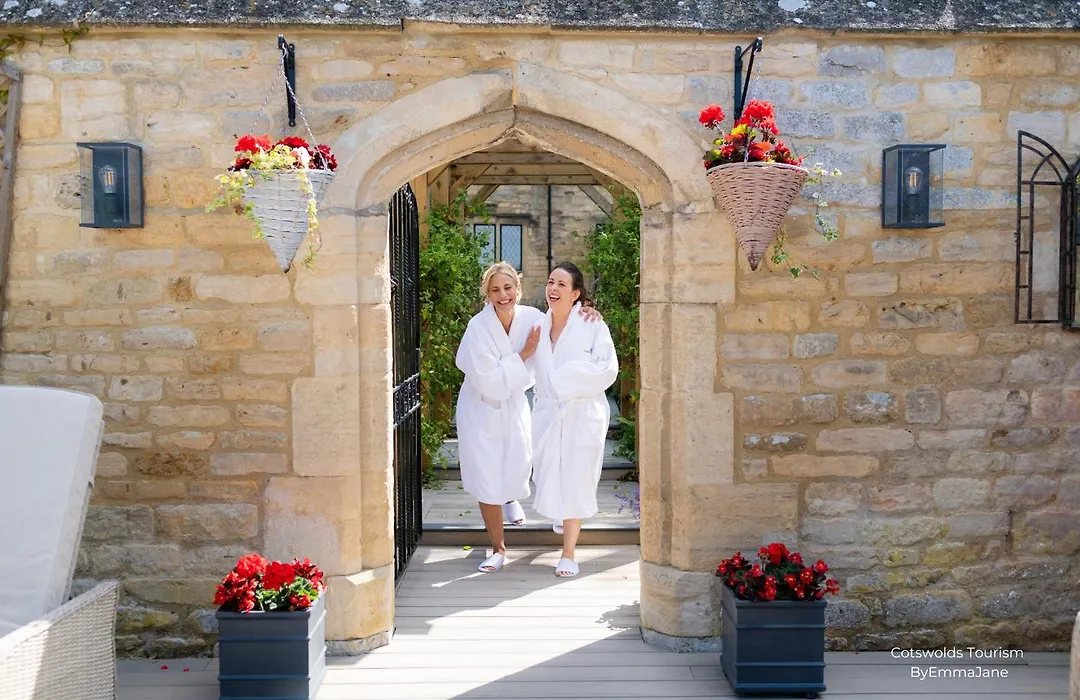 Ellenborough Park-1