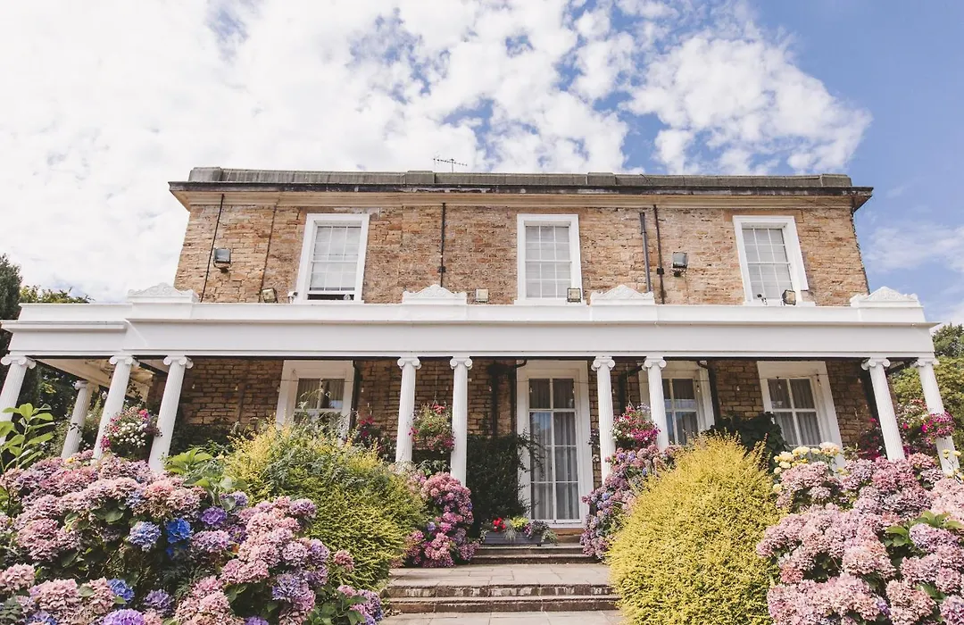 Ringwood Hall Hotel & Spa, Best Western Signature Collection-1