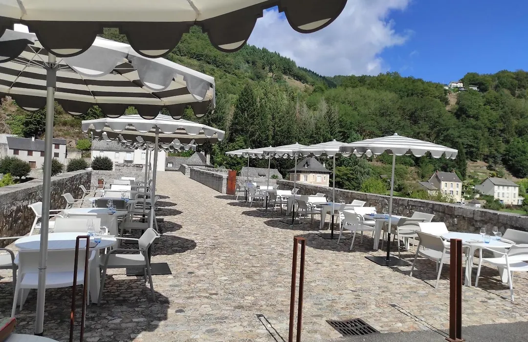 Hôtel La Rivière-1