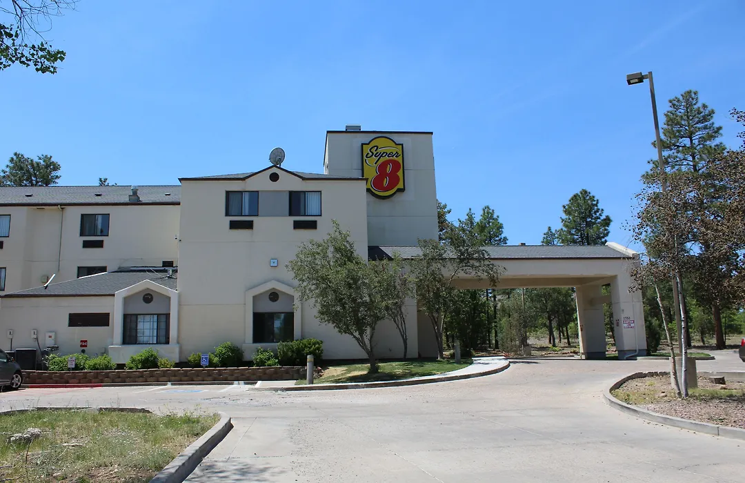 Super 8 By Wyndham Show Low-1