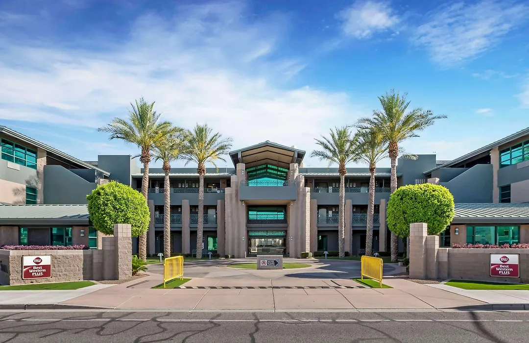Best Western Plus Sundial-1