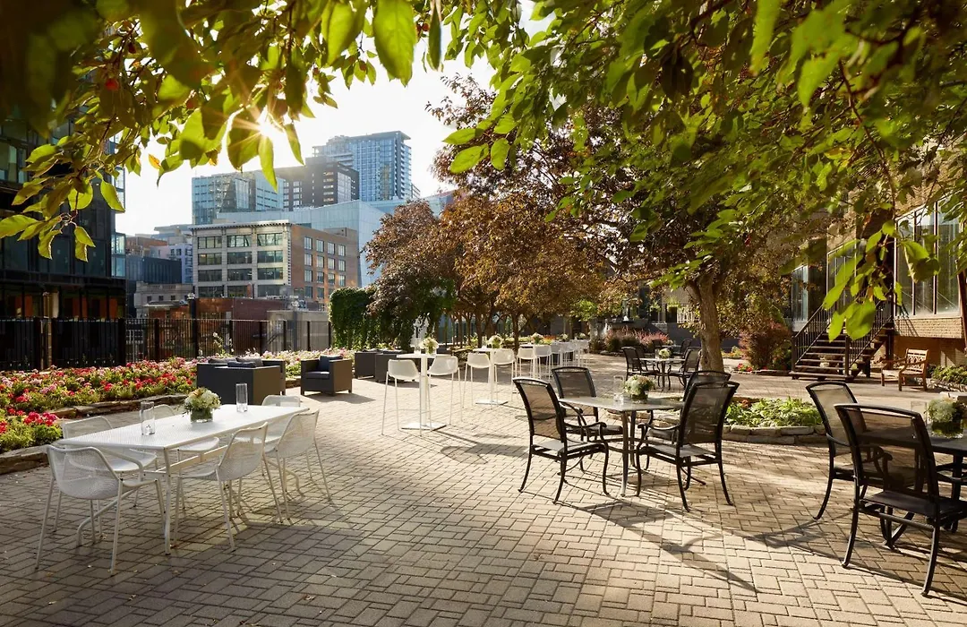 Doubletree By Hilton Montreal-1