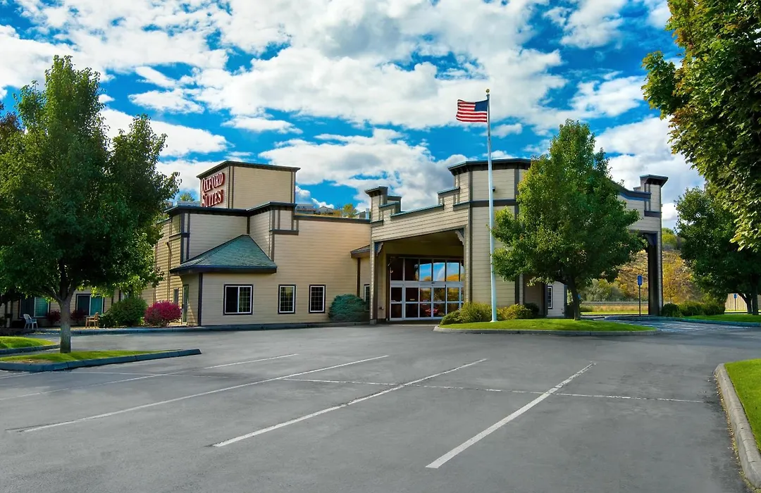 Oxford Suites Pendleton-1