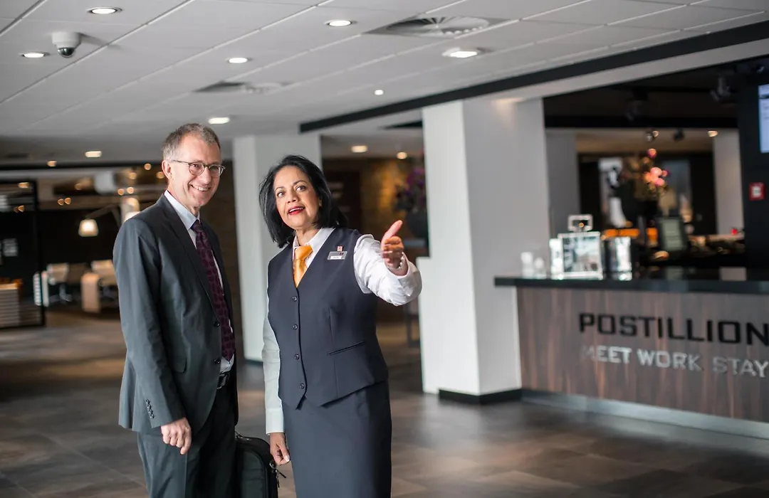Postillion Hotel Dordrecht-1