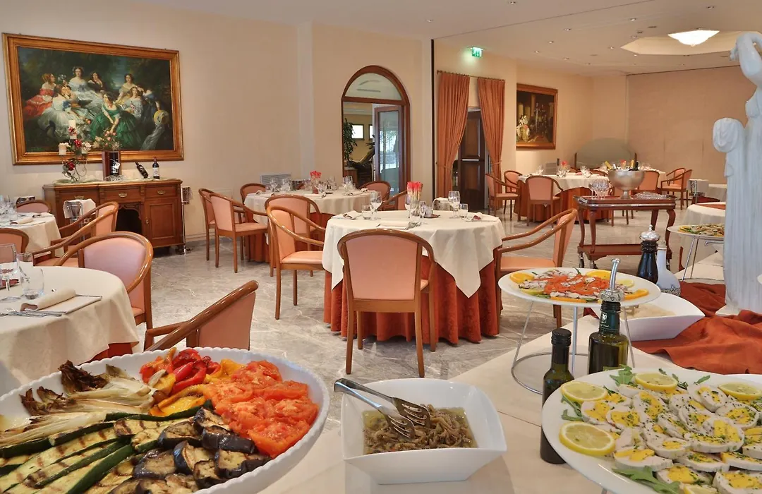 Best Western Hotel Globus City-1