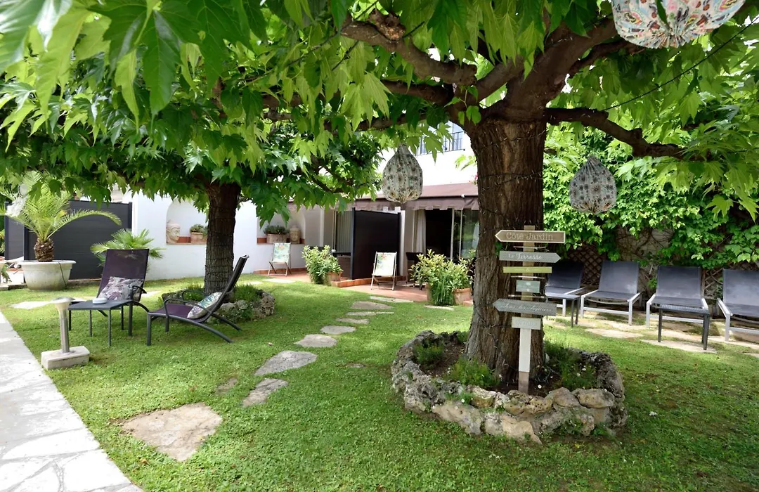 Hotel La Villa Cannes-1