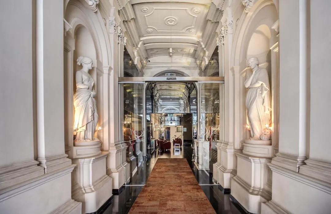La Griffe Hotel Roma-1