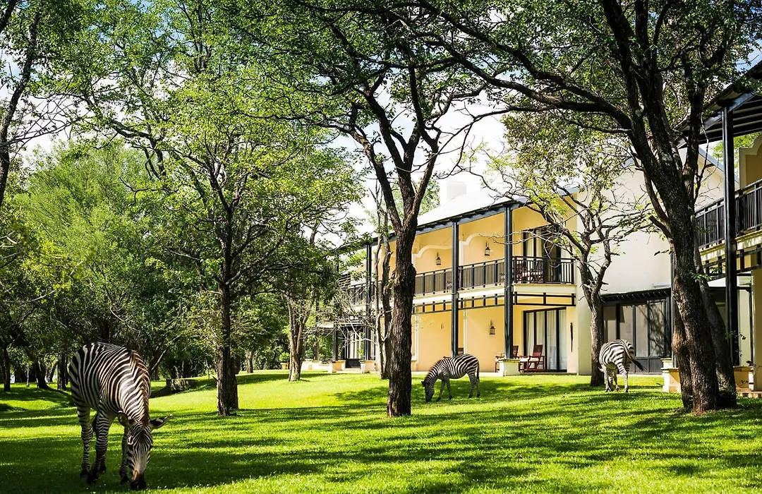 Royal Livingstone Hotel By Anantara-1
