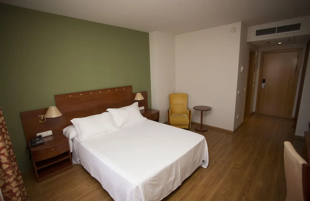 Avenida Hotel-1