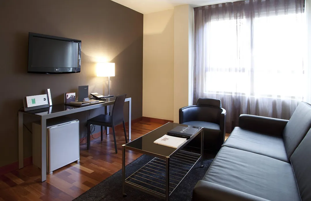 AC Hotel Avenida de América by Marriott-1