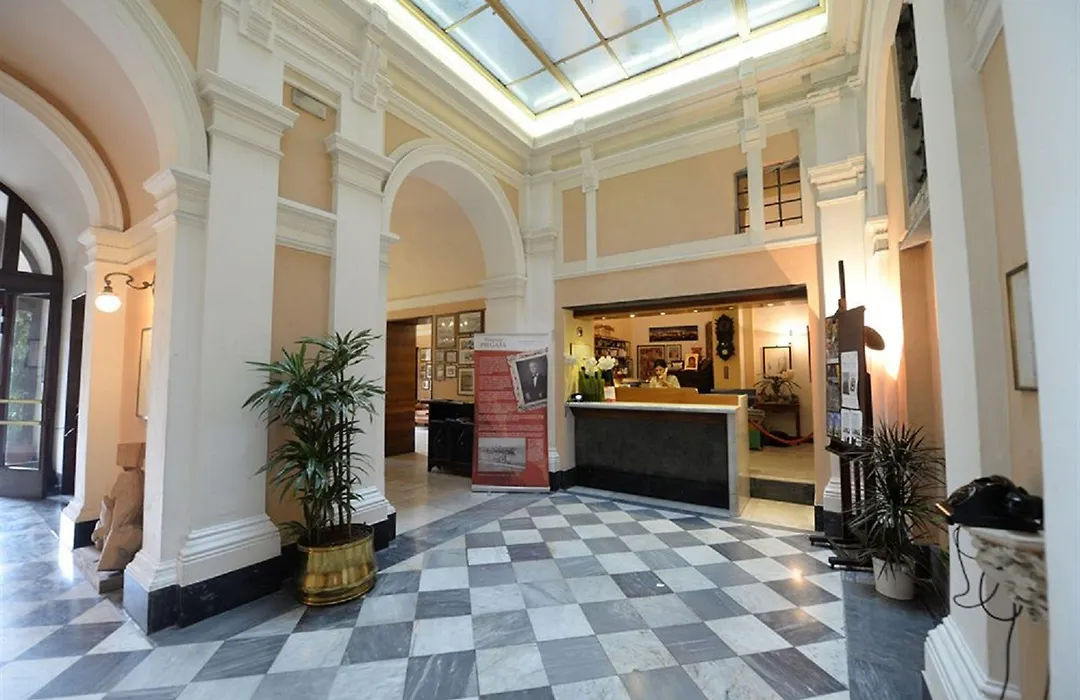 Royal Victoria Hotel-1
