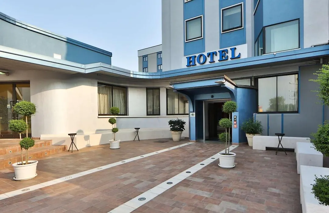 Best Western Plus Soave Hotel-1