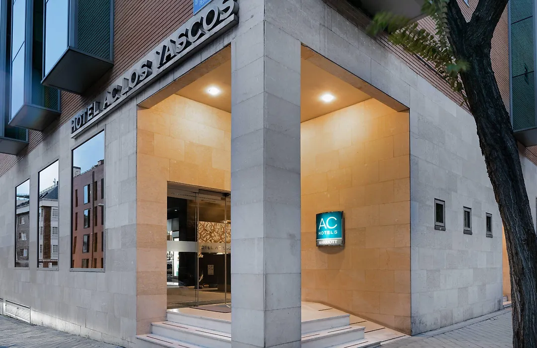 Ac Hotel Los Vascos By Marriott-1