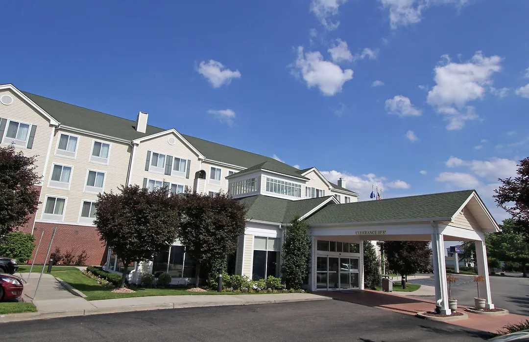 Hilton Garden Inn Westbury-1