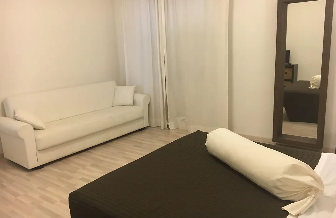 Hotel Paris-1