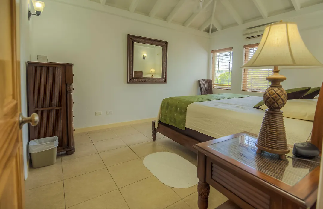 Shoal Bay Villas-1
