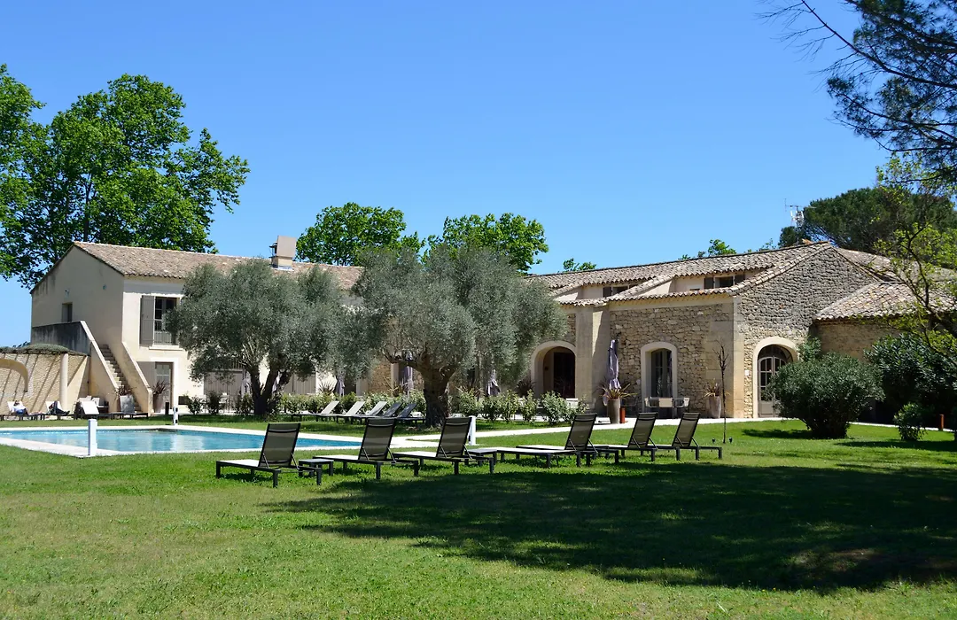 Hôtel&Restaurant de charme - La Bégude Saint-Pierre-1