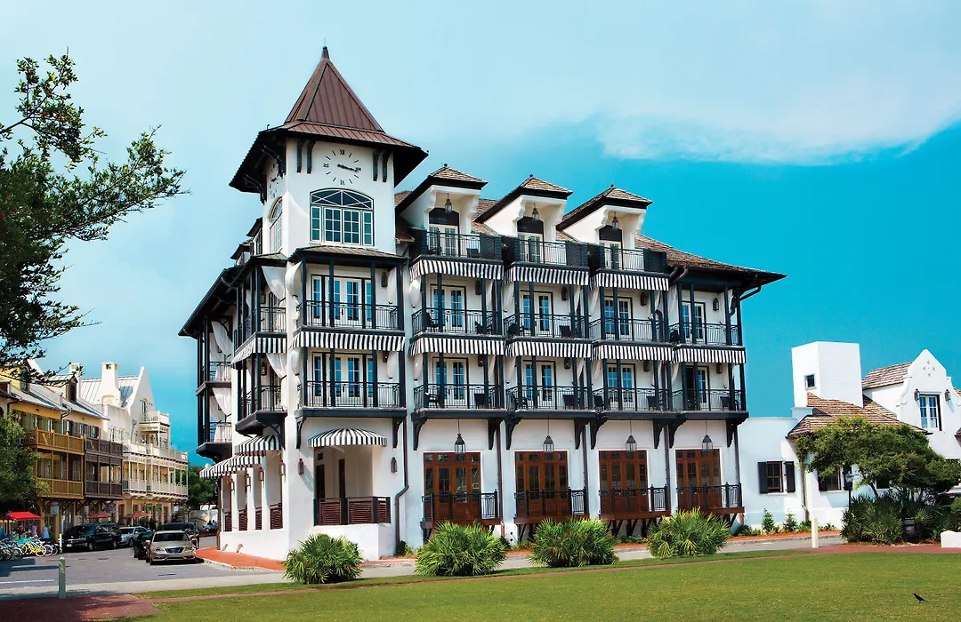 The Pearl Hotel-1