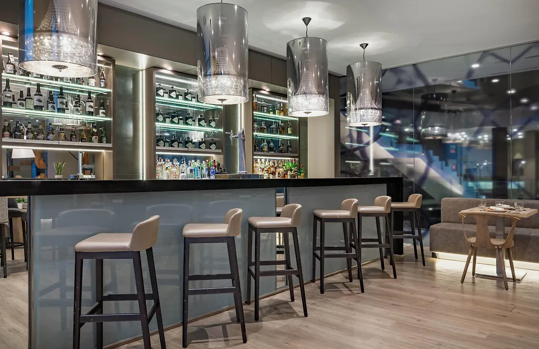 Ac Hotel Burgos By Marriott-1