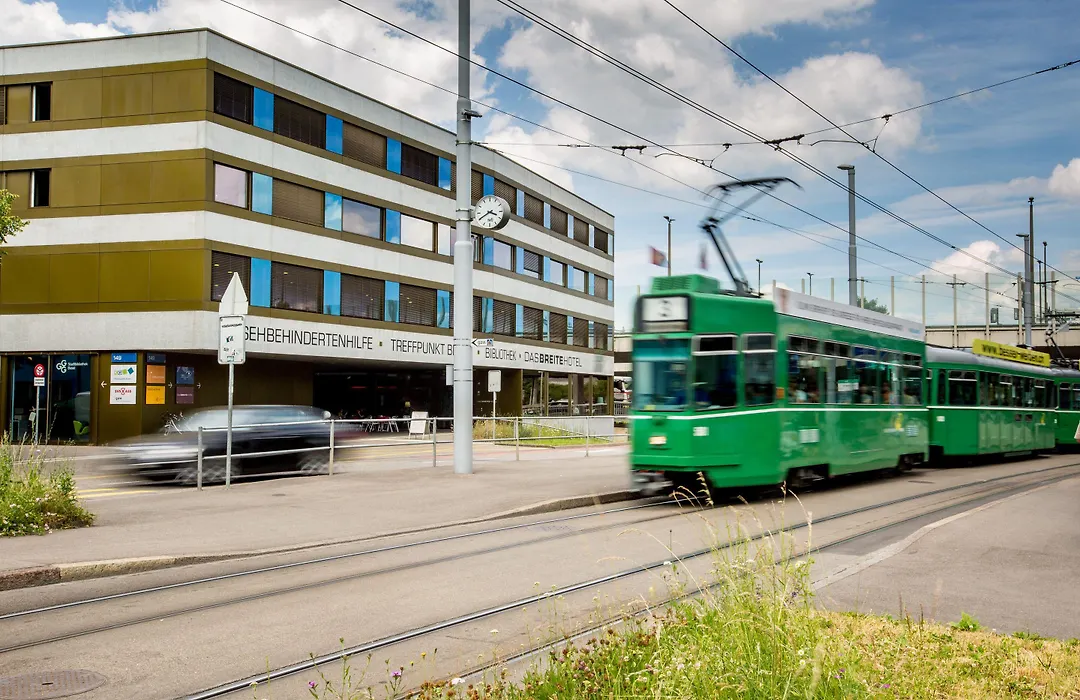 Dasbreitehotel am Rhein-1