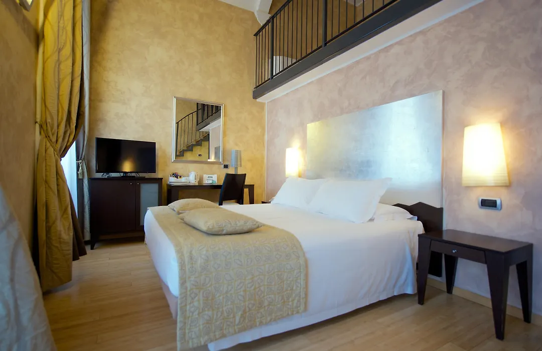 Best Western Crystal Palace Hotel-1