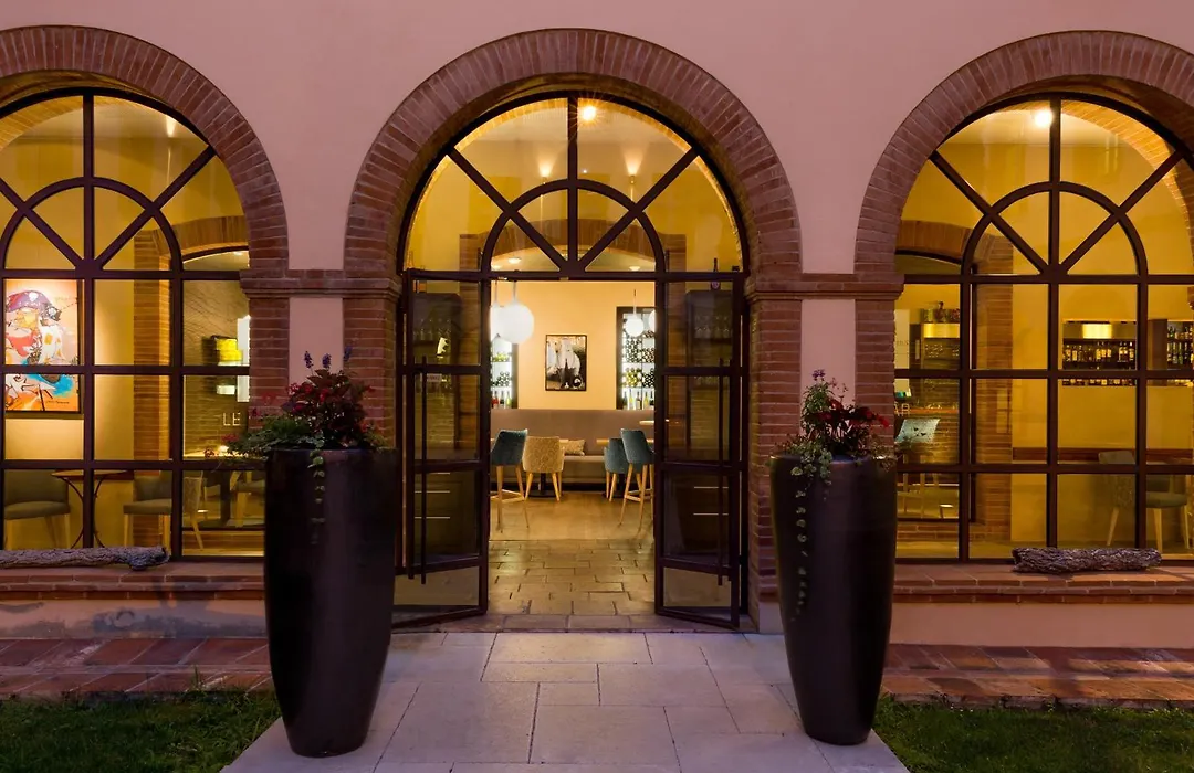 Abbaye des Capucins Spa&Resort-1