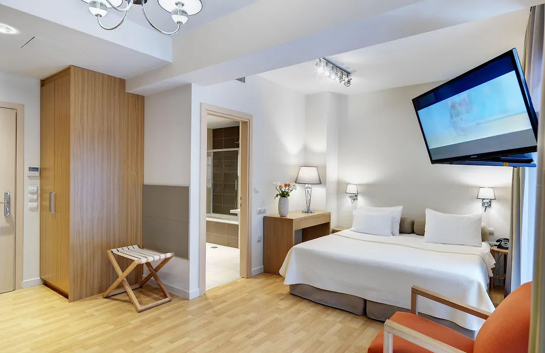 Phidias Piraeus Hotel-1