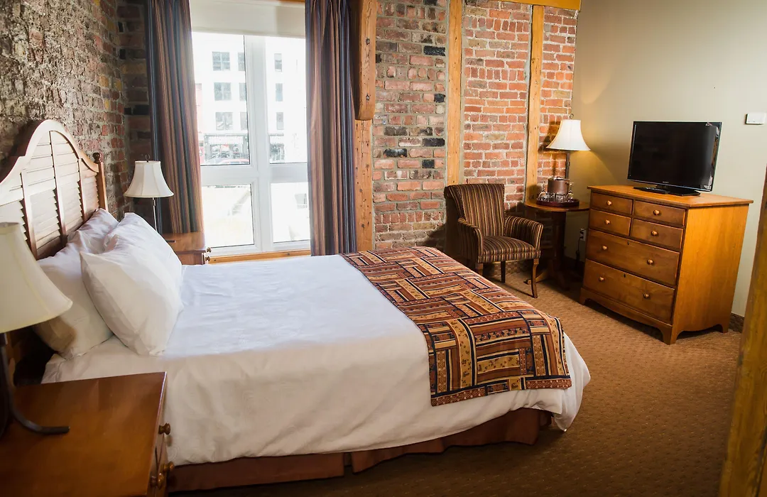 Murray Premises Hotel-1