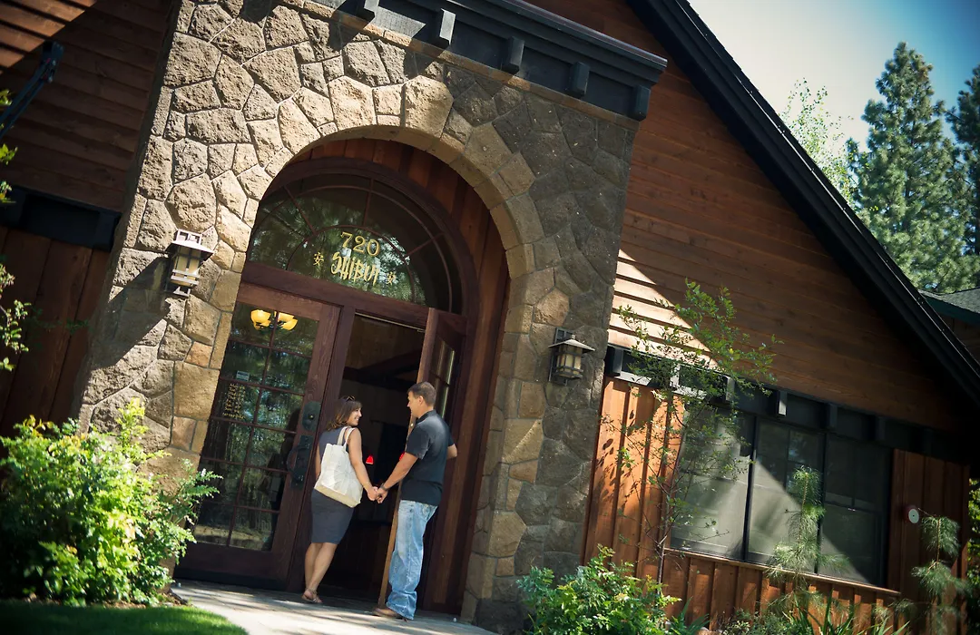Fivepine Lodge-1