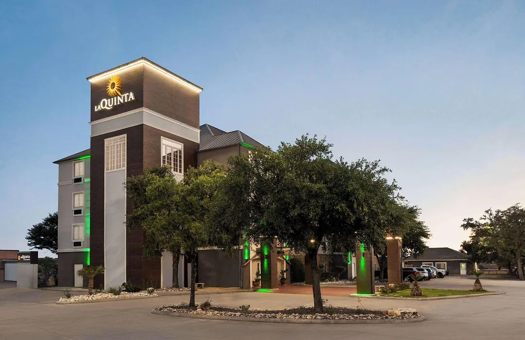 La Quinta By Wyndham San Antonio North Stone Oak-1