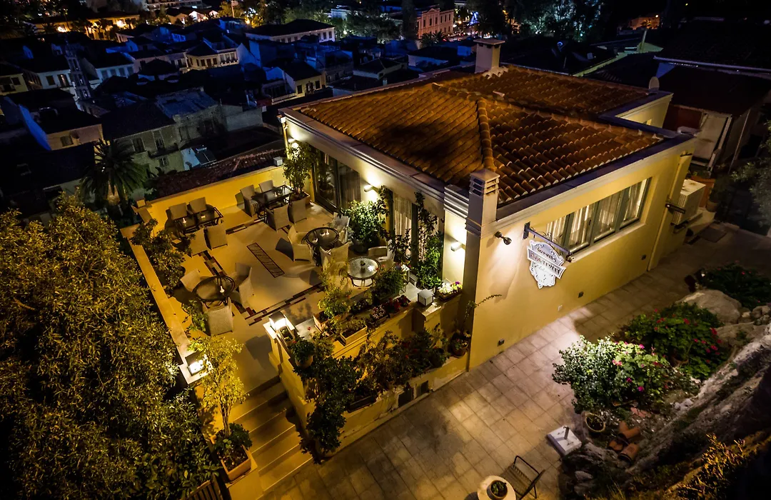 Amfitriti Palazzo-1